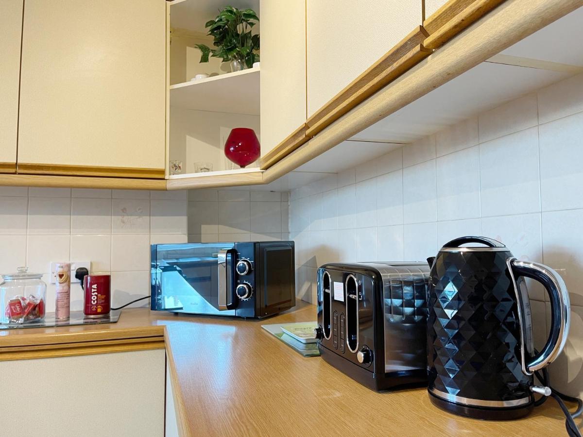 דירות גרייבסנד 3 Bed Duplex Flat, Free Wifi & Netflix, Ideal For Contractors מראה חיצוני תמונה