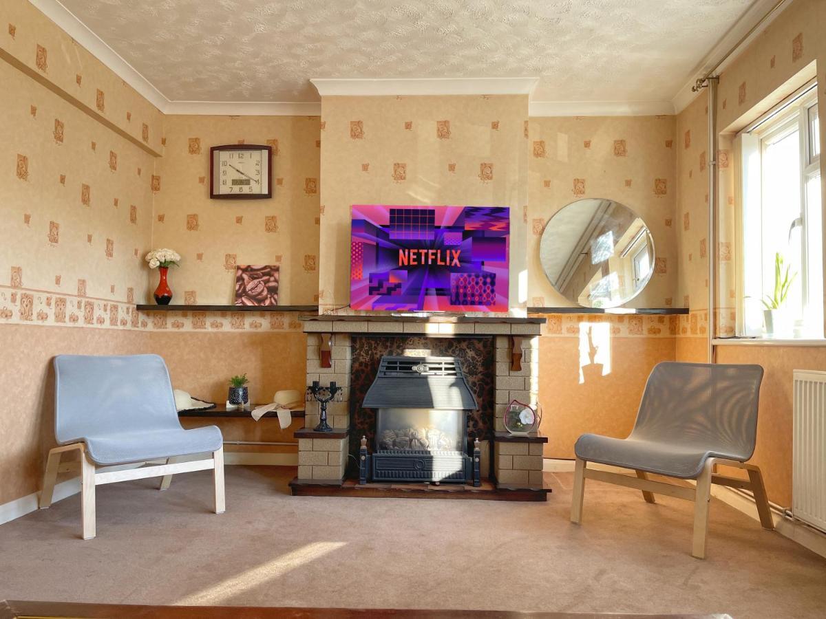 דירות גרייבסנד 3 Bed Duplex Flat, Free Wifi & Netflix, Ideal For Contractors מראה חיצוני תמונה